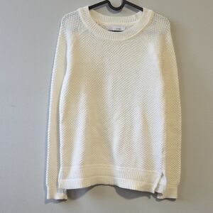 Old Navy Men's Off-White Crewneck Sweater